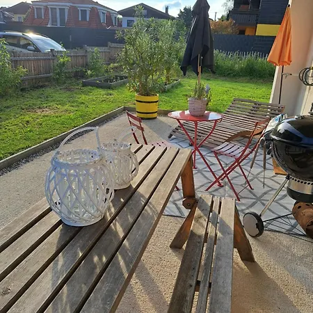 Haus Am Mit Garten 4*