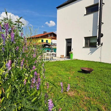 Haus Am Mit Garten Hotel Seekirchen am Wallersee